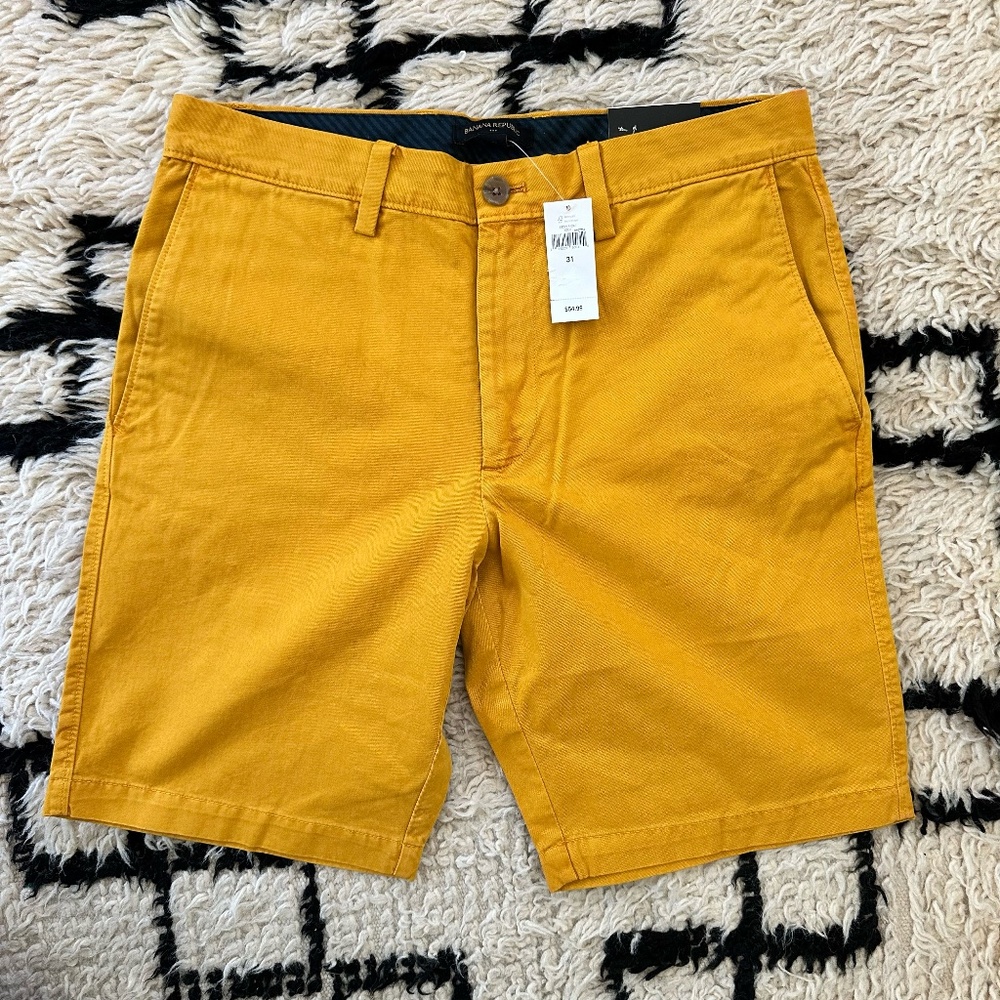 NWT Banana Republic Men's Yellow Deck Shorts, Slim, Size 31, 9" Inseam